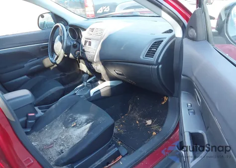 2014 Mitsubishi Outlander Sport Es z USA, uszkodzony, nr VIN 4A4AP3AU2EE025424